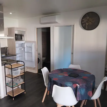 Logis Restaurant Cruzel 茅尔斯