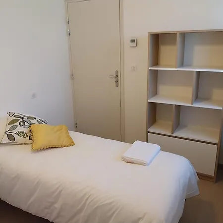 Logis Hotel Restaurant Cruzel Hotel 2*