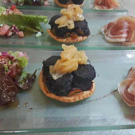 Hotel Logis Restaurant Cruzel Maurs