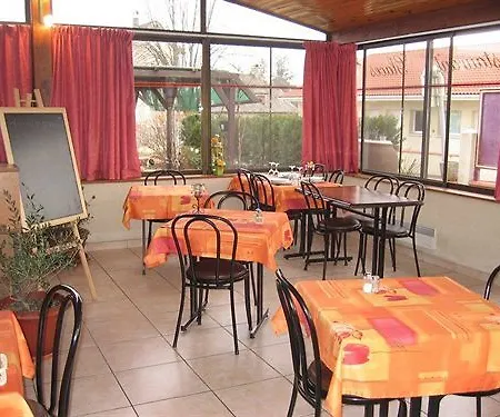 מלון Logis Restaurant Cruzel