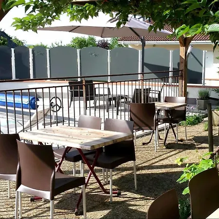 מלון Logis Restaurant Cruzel